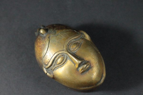Alhajero Rostro de Mujer en Bronce